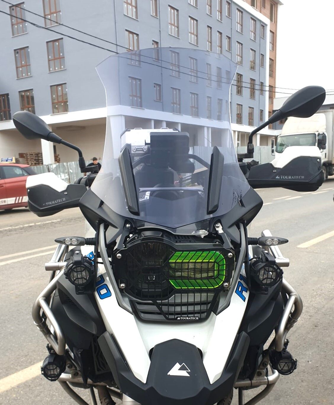 MOTOCAM Bmw R 1200 1250 GS Ön Cam 2013-2024 Model 52cm Füme Renkli 4mm