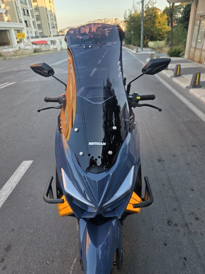 Küba NewCity 125 Ön Cam 2024-2025 Model 65 CM - Siyah Renkli