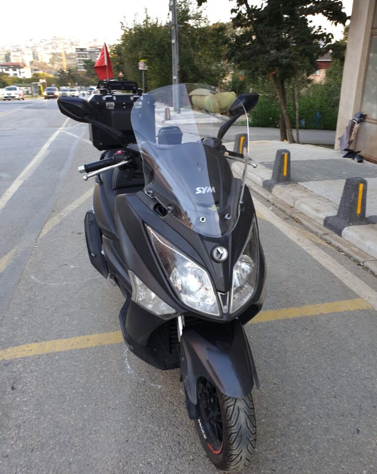 MOTOCAM SYM Joymax 250 İ Ön Cam 2013-2016 Model 54cm Şeffaf Renkli 4mm SPORTİF