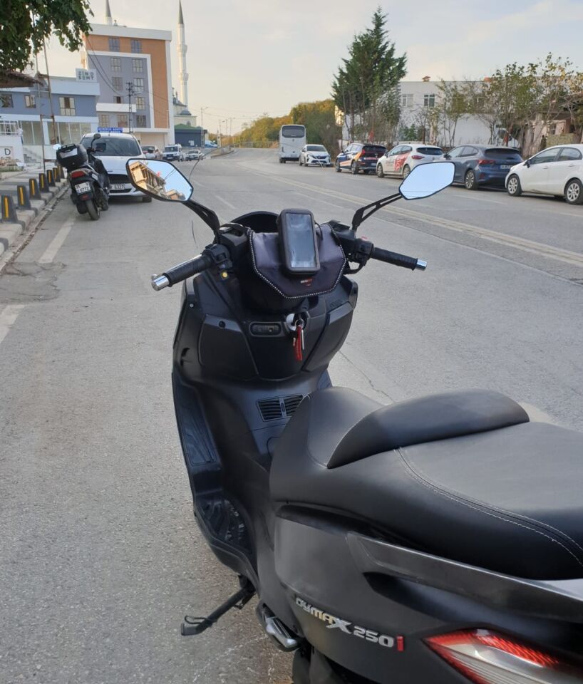 MOTOCAM SYM Joymax 250 İ Ön Cam 2013-2016 Model 54cm Şeffaf Renkli 4mm SPORTİF