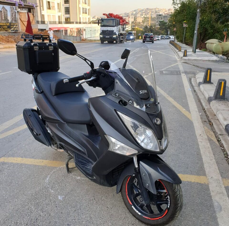 MOTOCAM SYM Joymax 250 İ Ön Cam 2013-2016 Model 54cm Şeffaf Renkli 4mm SPORTİF