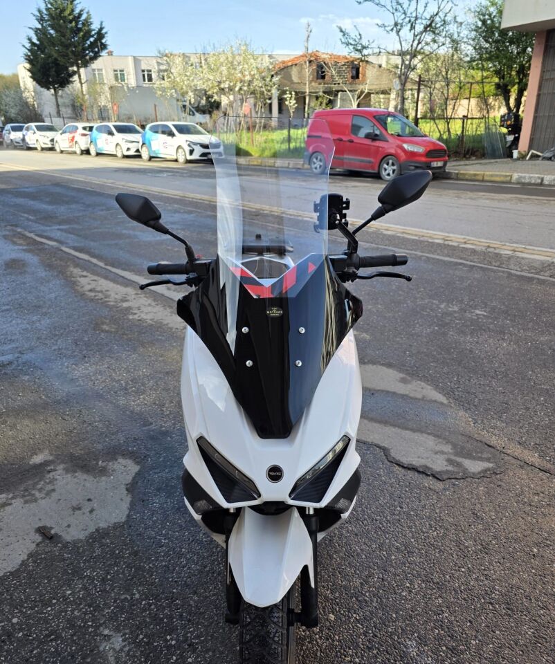 MOTOCAM RKS Vieste 249 Ön Cam 2022-2026 Model 78cm Şeffaf Renkli 4mm UZUN