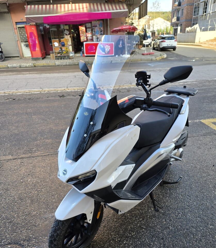 MOTOCAM RKS Vieste 249 Ön Cam 2022-2026 Model 78cm Şeffaf Renkli 4mm UZUN