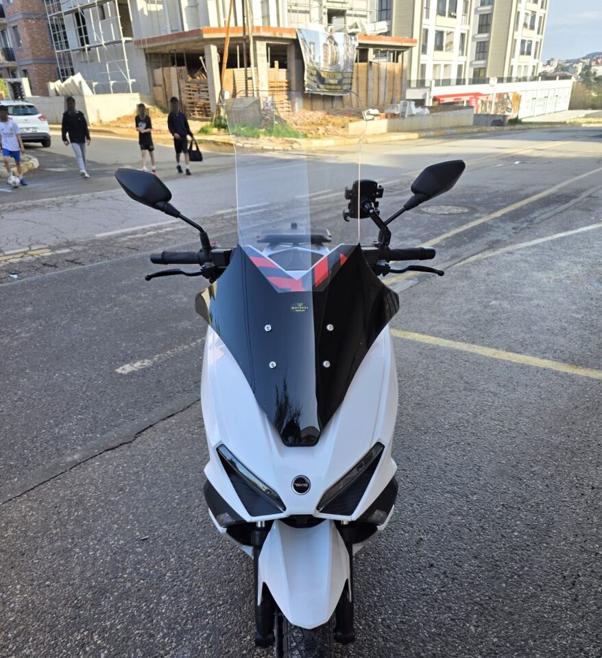 MOTOCAM RKS Vieste 249 Ön Cam 2022-2026 Model 78cm Şeffaf Renkli 4mm UZUN