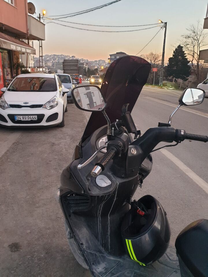 MOTOCAM SYM Joyride 200 Ön Cam 2009-2018 Model 53cm Siyah Renkli 4mm