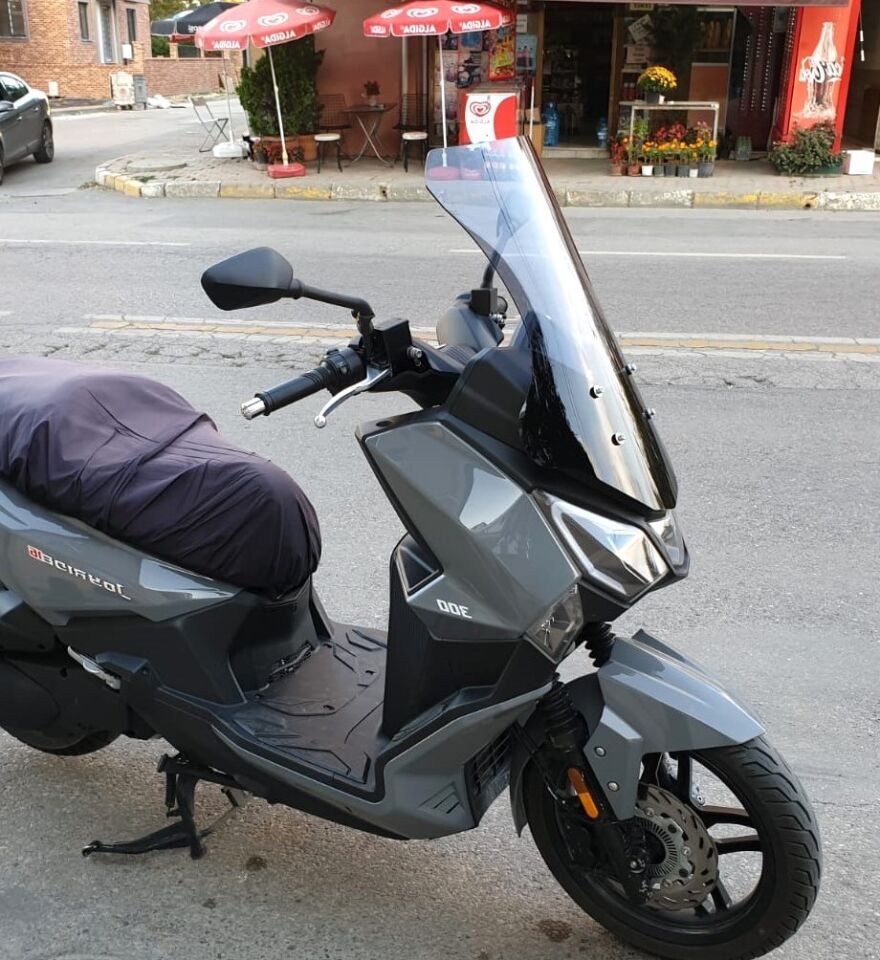 MOTOCAM SYM Joyride 300 Ön Cam 2023-2026 Model 65cm Füme Renkli 4mm ORTA BOYLU