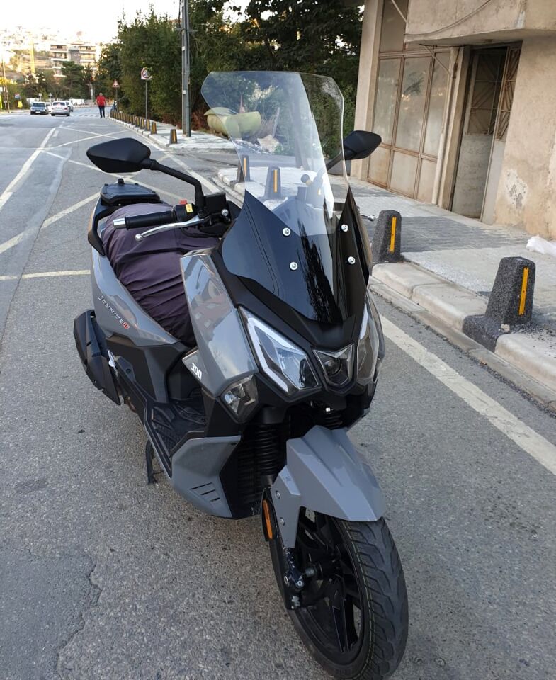 MOTOCAM SYM Joyride 300 Ön Cam 2023-2026 Model 65cm Şeffaf Renkli 4mm ORTA BOYLU