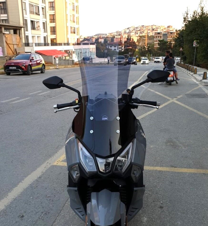 MOTOCAM SYM Joyride 300 Ön Cam 2023-2026 Model 75cm Füme Renkli 4mm UZUN