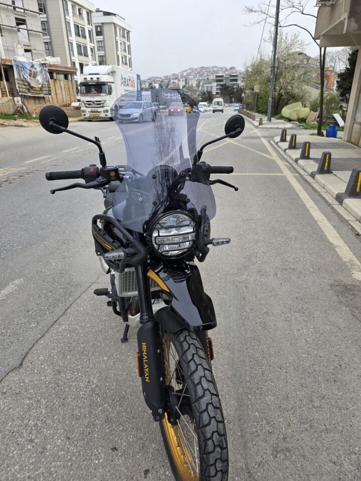MOTOCAM Royal Enfield Himalayan 450 Ön Cam 2023-2026 Model 49cm Füme Renkli 4mm
