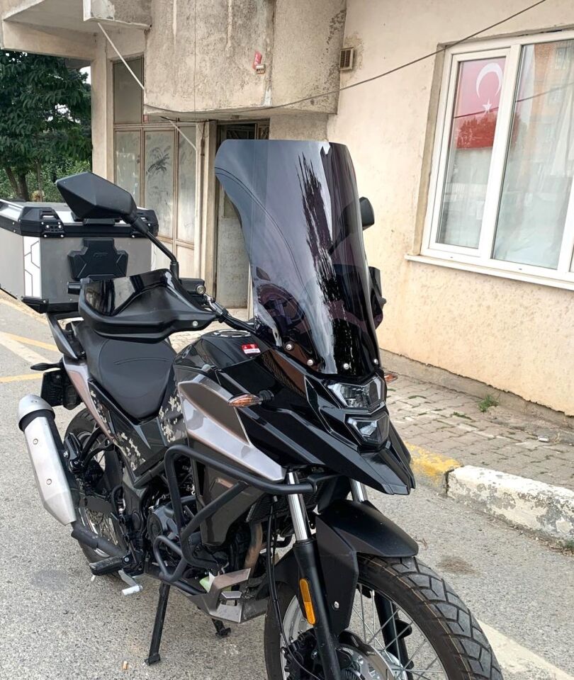 MOTOCAM SYM NHT 200 Ön Cam 2023-2026 Model 50cm Siyah Renkli 4mm