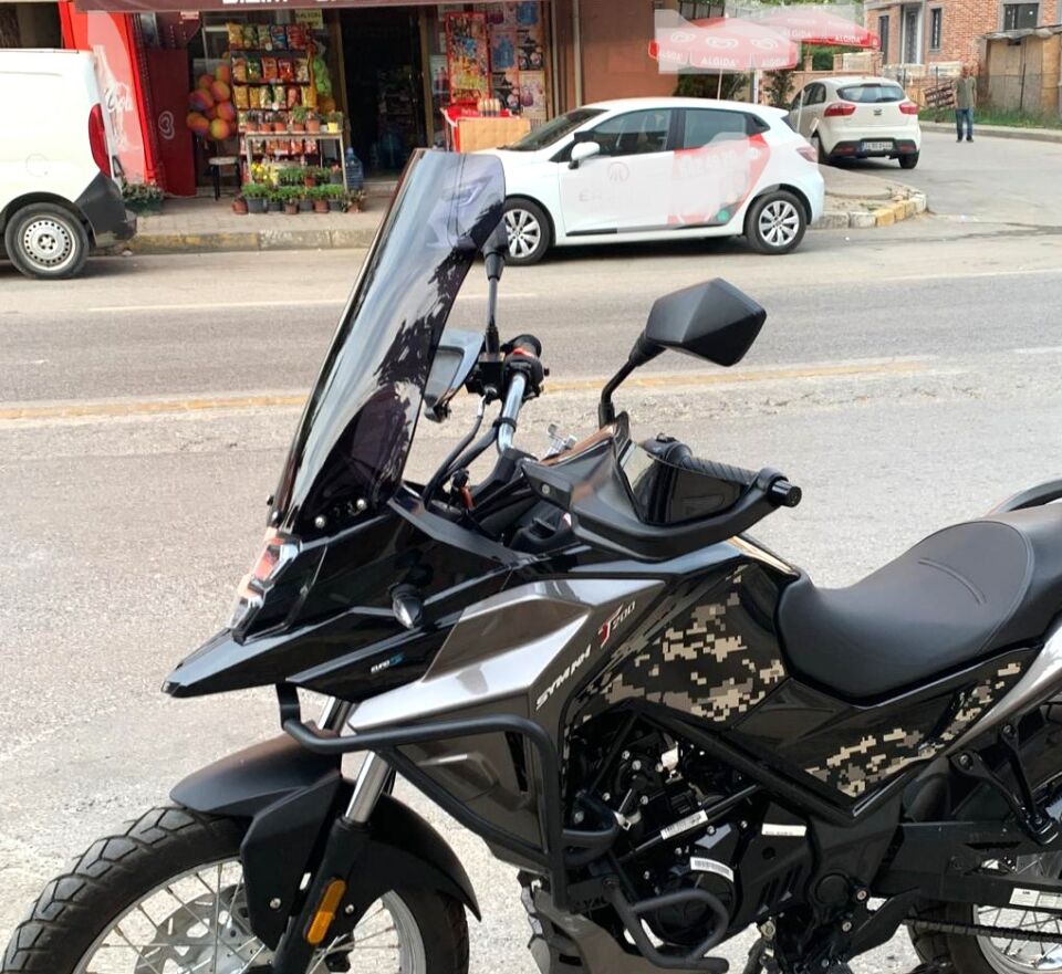 MOTOCAM SYM NHT 200 Ön Cam 2023-2026 Model 50cm Siyah Renkli 4mm