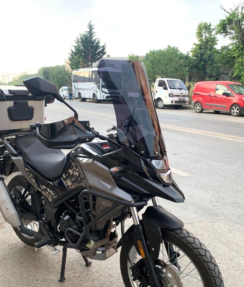 MOTOCAM SYM NHT 200 Ön Cam 2023-2026 Model 50cm Siyah Renkli 4mm