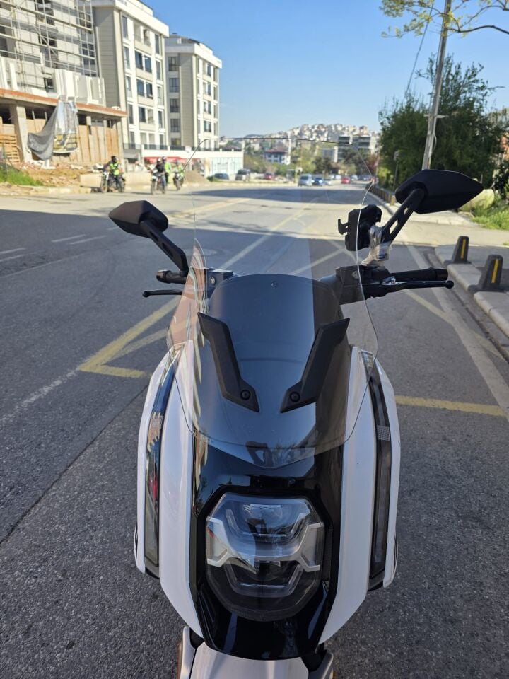 MOTOCAM Dofern JDF 250 T Ön Cam 2024-2026 Model 60cm Şeffaf Renkli 4mm UZUN