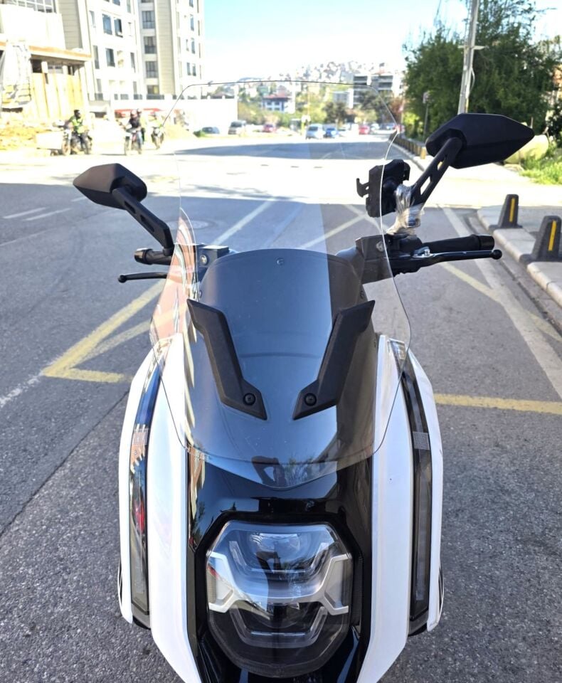 MOTOCAM Dofern JDF 250 T Ön Cam 2024-2026 Model 60cm Şeffaf Renkli 4mm UZUN
