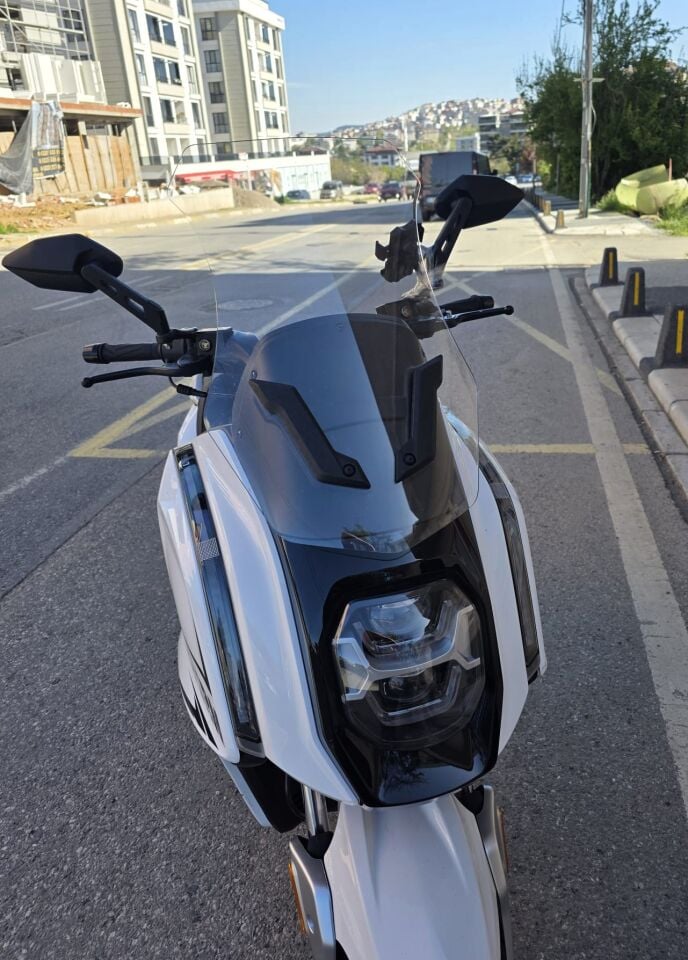 MOTOCAM Dofern JDF 250 T Ön Cam 2024-2026 Model 60cm Şeffaf Renkli 4mm UZUN