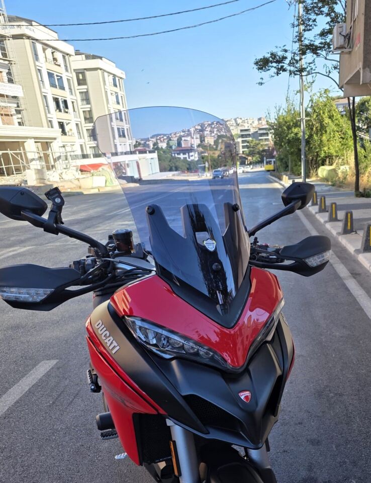 MOTOCAM Ducati Multistrada V2 Ön Cam 2022-2026 Model 60cm Füme Renkli 4mm