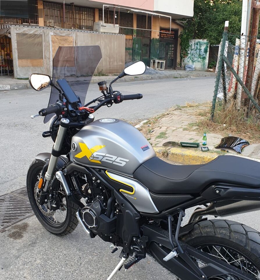 MOTOCAM Voge ACX 525 Ön Cam 2023-2026 Model 58cm Füme Renkli 4mm
