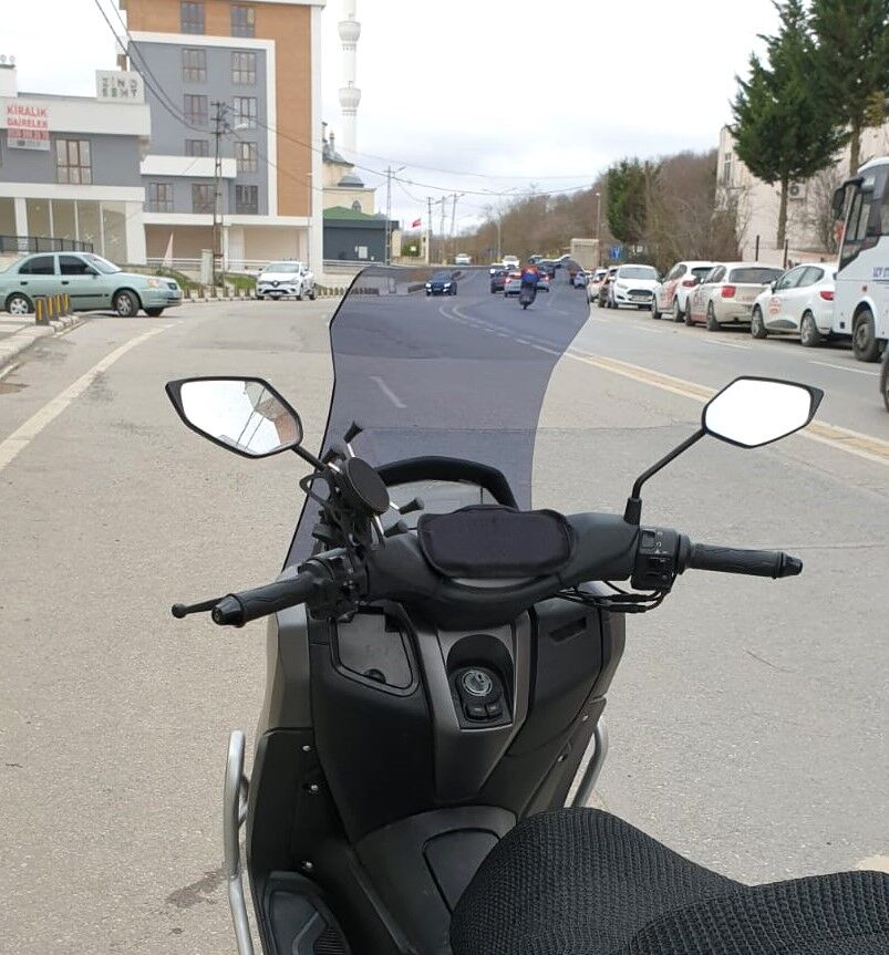 MOTOCAM Falcon Cmax 155 Ön Cam 2023-2026 Model 65cm Füme Renkli 4mm ORTA BOYLU