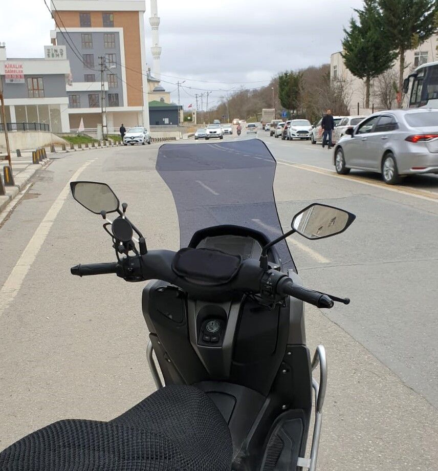 MOTOCAM Falcon Cmax 155 Ön Cam 2023-2026 Model 65cm Füme Renkli 4mm ORTA BOYLU