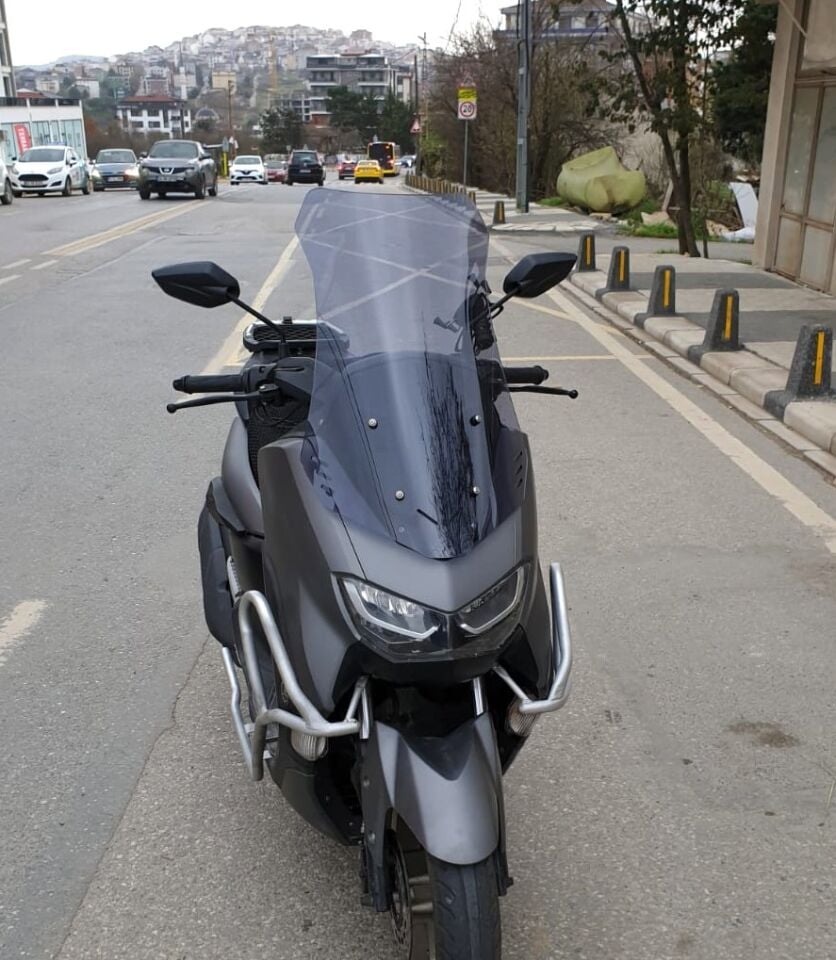 MOTOCAM Falcon Cmax 155 Ön Cam 2023-2026 Model 65cm Füme Renkli 4mm ORTA BOYLU