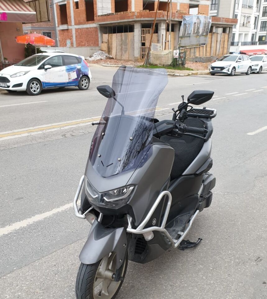 MOTOCAM Falcon Cmax 155 Ön Cam 2023-2026 Model 65cm Füme Renkli 4mm ORTA BOYLU