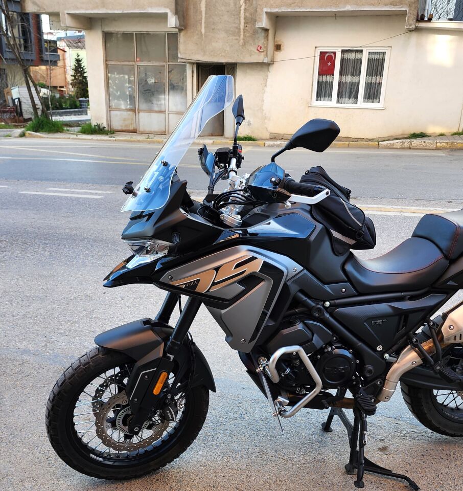 MOTOCAM Voge DS 500 Ön Cam 2021-2026 Model 55cm Şeffaf Renkli 4mm