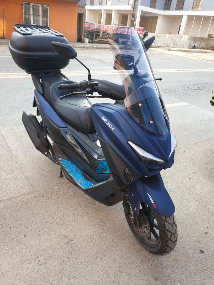 Arora Max-T 150 Ön Cam 2022-2025 Model 65 CM - Açıkfüme Renkli
