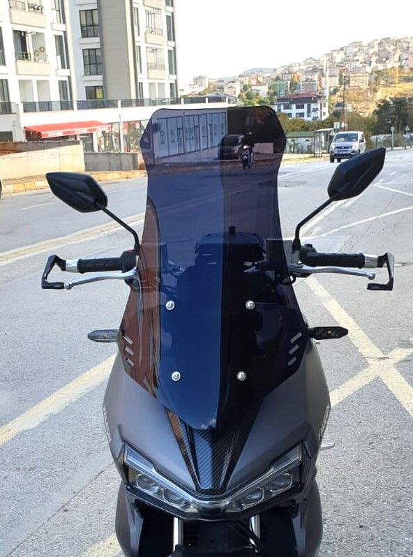 MOTOCAM Falcon Trex 188 Ön Cam 2022-2026 Model 65cm Siyah Renkli 4mm ORTA BOYLU