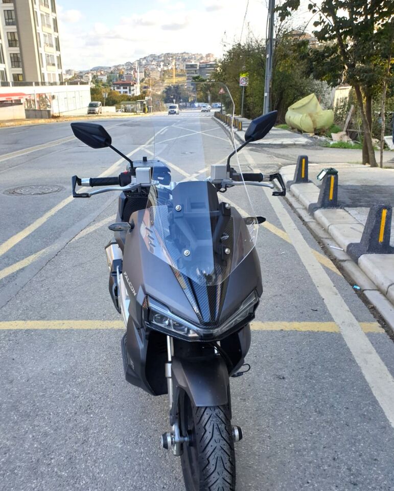 MOTOCAM Falcon Trex 188 Ön Cam 2022-2026 Model 65cm Şeffaf Renkli 4mm ORTA BOYLU