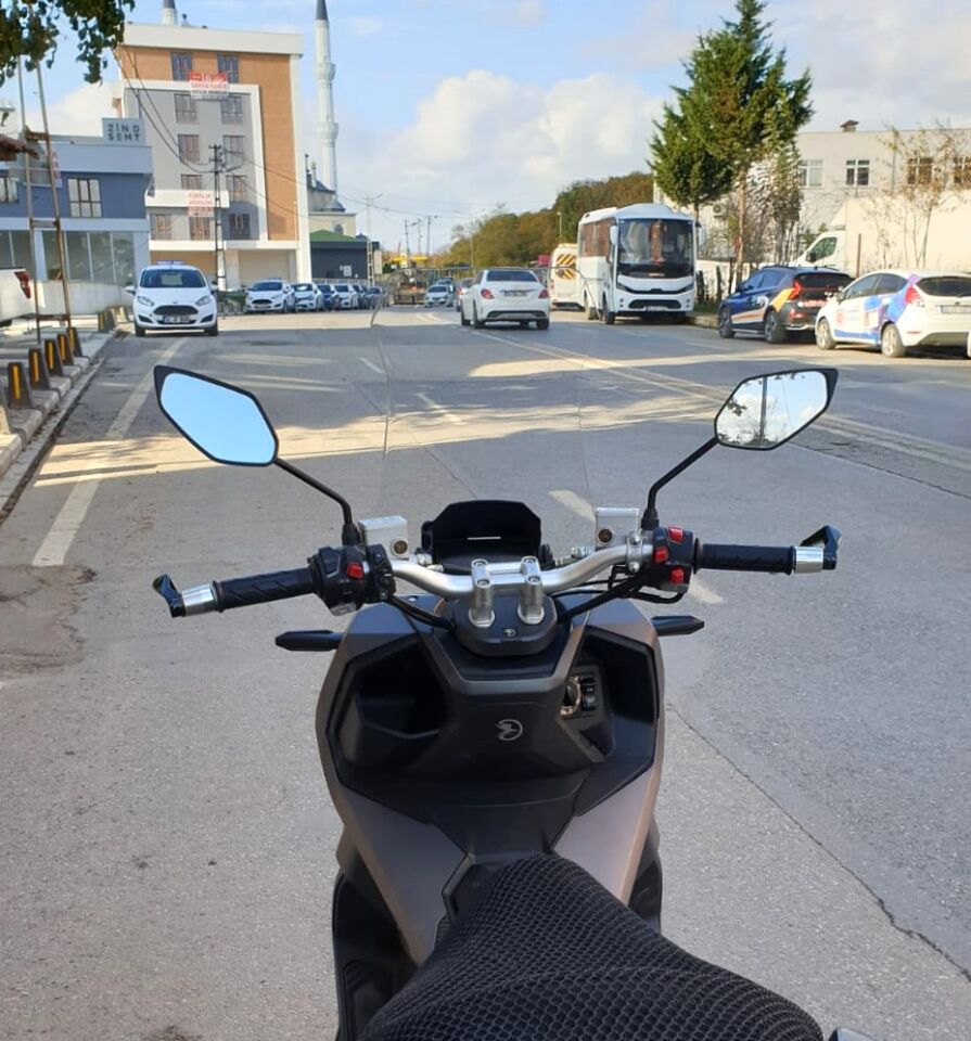 MOTOCAM Falcon Trex 188 Ön Cam 2022-2026 Model 65cm Şeffaf Renkli 4mm ORTA BOYLU