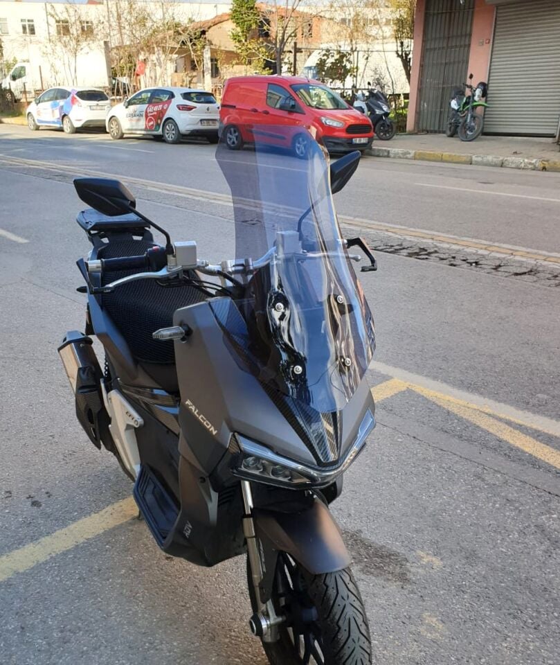 MOTOCAM Falcon Trex 188 Ön Cam 2022-2026 Model 75cm Füme Renkli 4mm UZUN