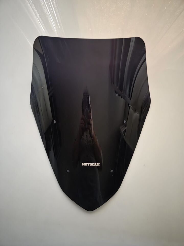 MOTOCAM SFM Pyrexia 150 Ön Cam 2023-2026 Model 43cm Siyah Renkli 4mm SPORTİF