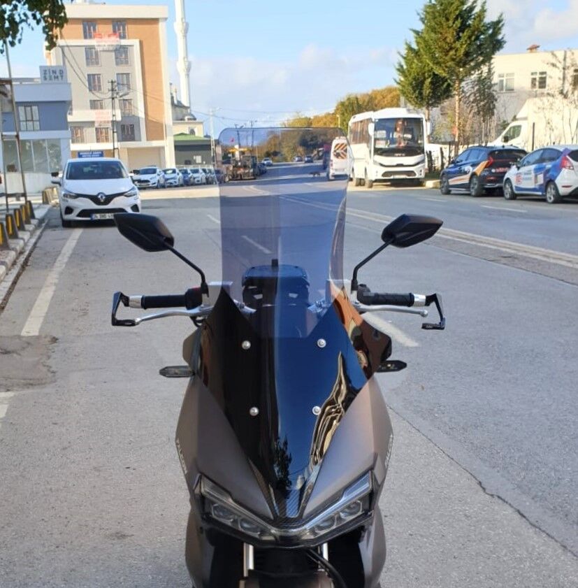 MOTOCAM Falcon Trex 188 Ön Cam 2022-2026 Model 78cm Füme Renkli 4mm UZUN