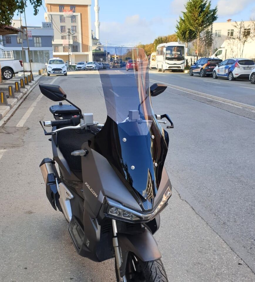 MOTOCAM Falcon Trex 188 Ön Cam 2022-2026 Model 78cm Füme Renkli 4mm UZUN