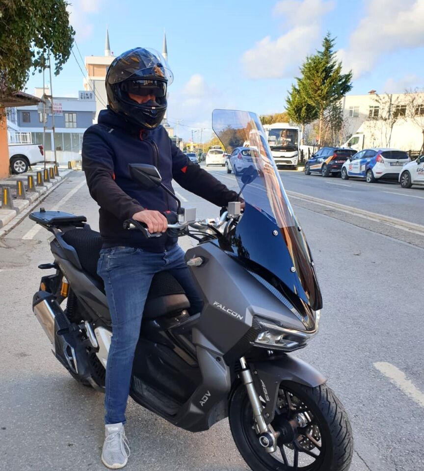 MOTOCAM Falcon Trex 188 Ön Cam 2022-2026 Model 78cm Füme Renkli 4mm UZUN