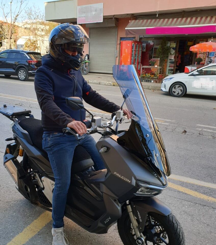 MOTOCAM Falcon Trex 188 Ön Cam 2022-2026 Model 78cm Füme Renkli 4mm UZUN