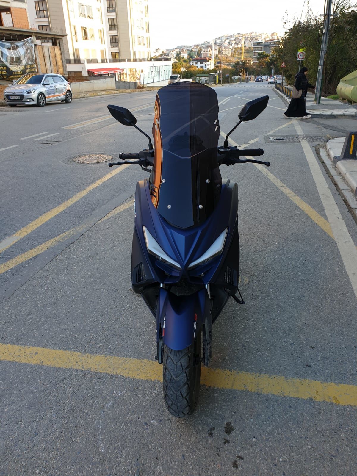 Arora Max-T 150 Ön Cam 2022-2025 Model 75 CM - Siyah Renkli