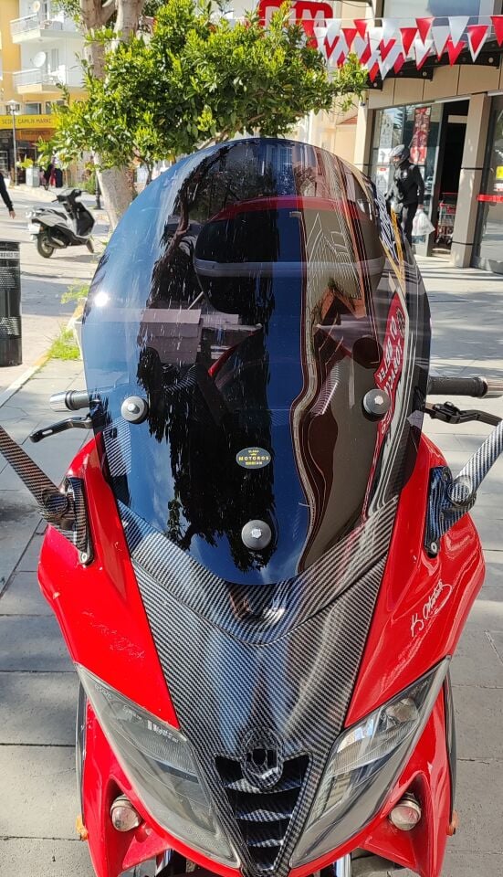 MOTOCAM Gilera Nexus 500 Ön Cam 2004-2008 Model 58cm Siyah Renkli 4mm