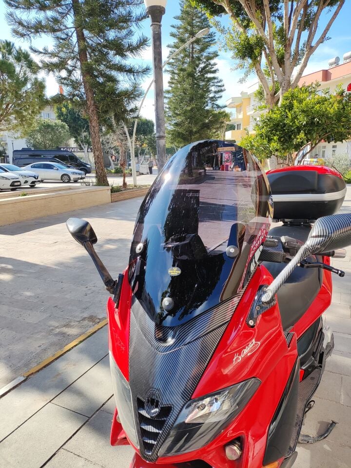 MOTOCAM Gilera Nexus 500 Ön Cam 2004-2008 Model 58cm Siyah Renkli 4mm