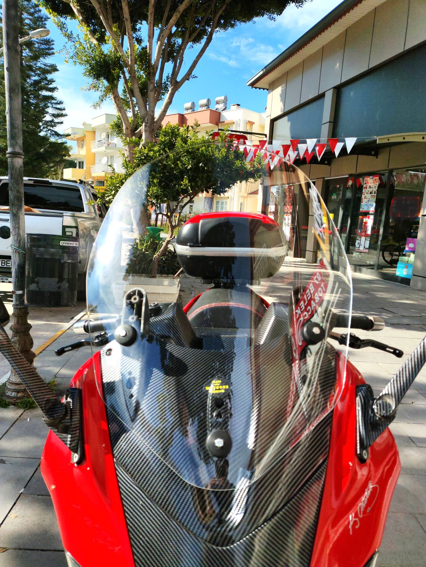 MOTOCAM Gilera Nexus 500 Ön Cam 2004-2008 Model 58cm Şeffaf Renkli 4mm