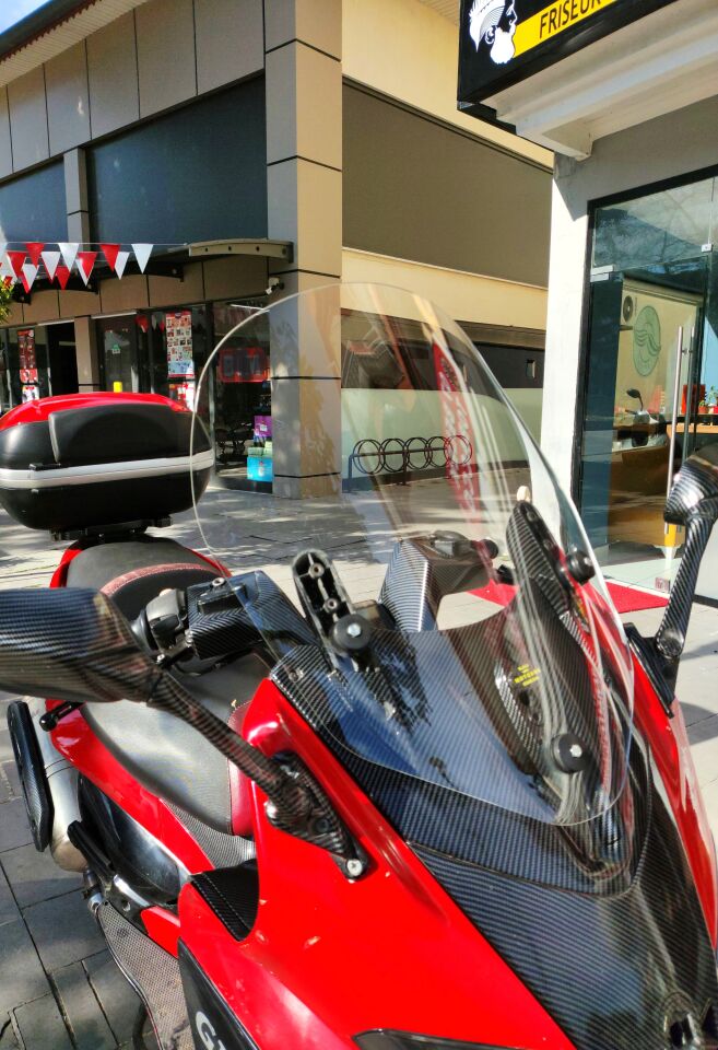 MOTOCAM Gilera Nexus 500 Ön Cam 2004-2008 Model 58cm Şeffaf Renkli 4mm