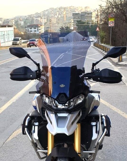 MOTOCAM Voge DS 900 X Siperlik Ön Cam 2025 Model 53cm Füme Renkli 4mm