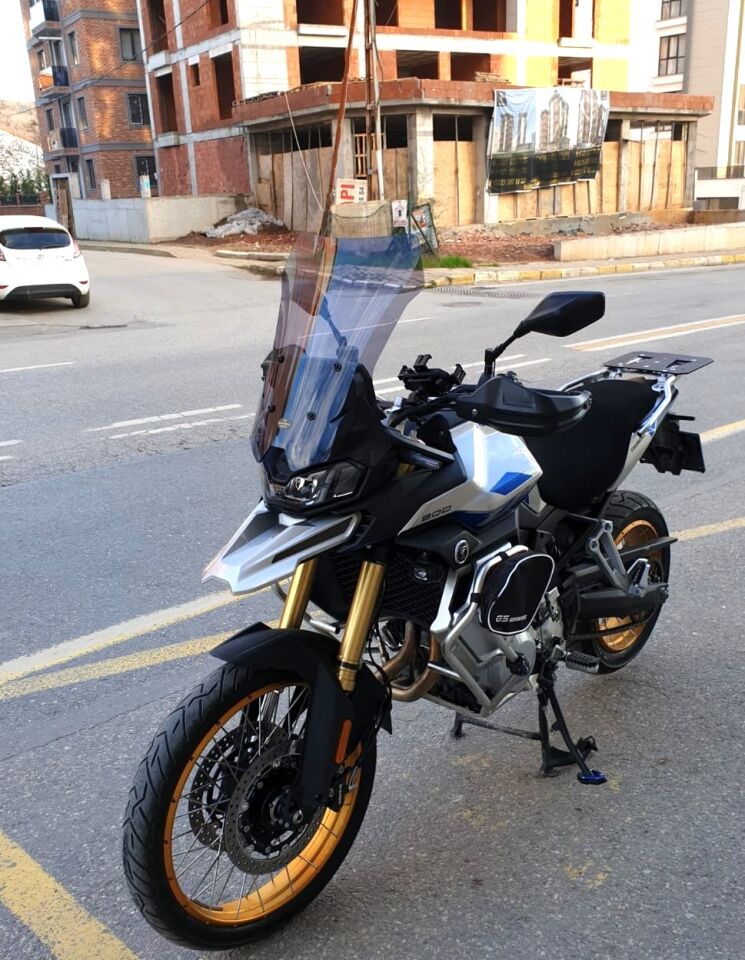 MOTOCAM Voge DS 900 X Siperlik Ön Cam 2025 Model 53cm Füme Renkli 4mm