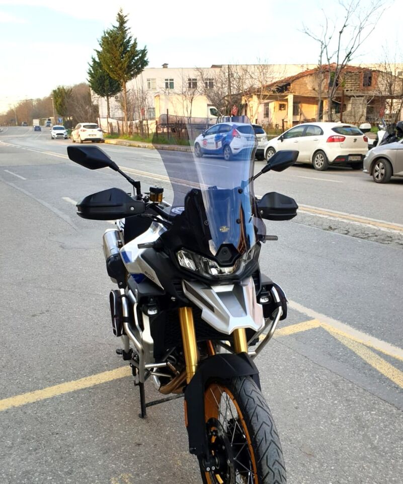 MOTOCAM Voge DS 900 X Siperlik Ön Cam 2025 Model 53cm Füme Renkli 4mm