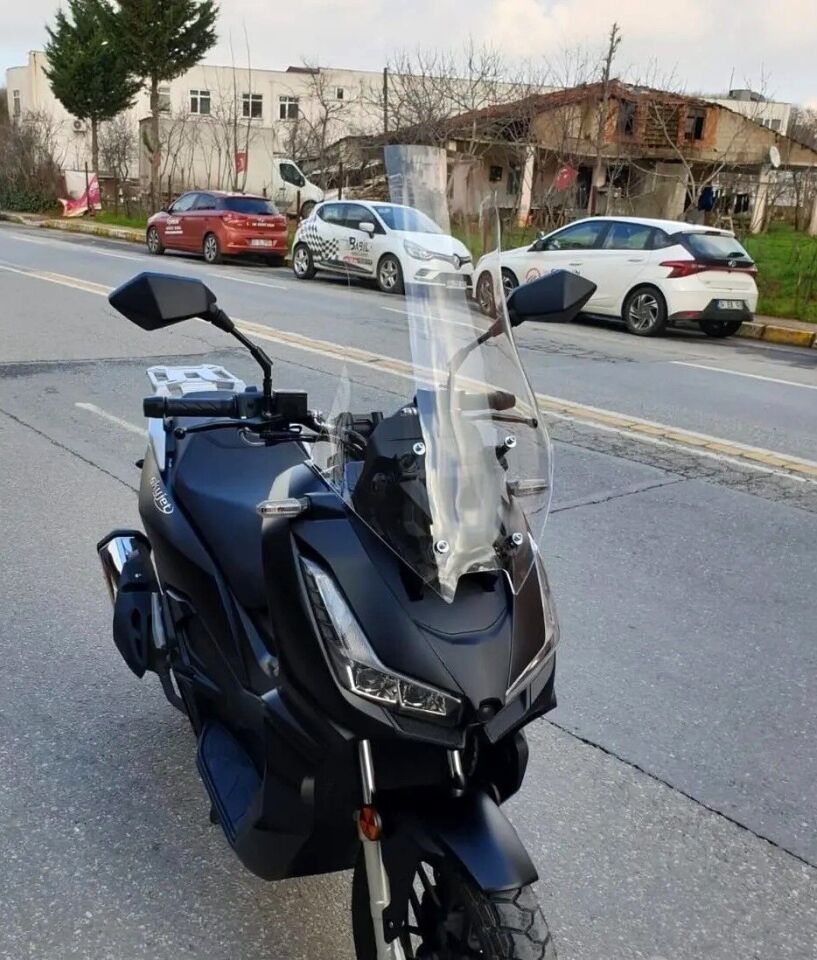 MOTOCAM Skyjet Rivero 125 Ön Cam 2024-2026 Model 57cm Şeffaf Renkli 4mm SPORTİF