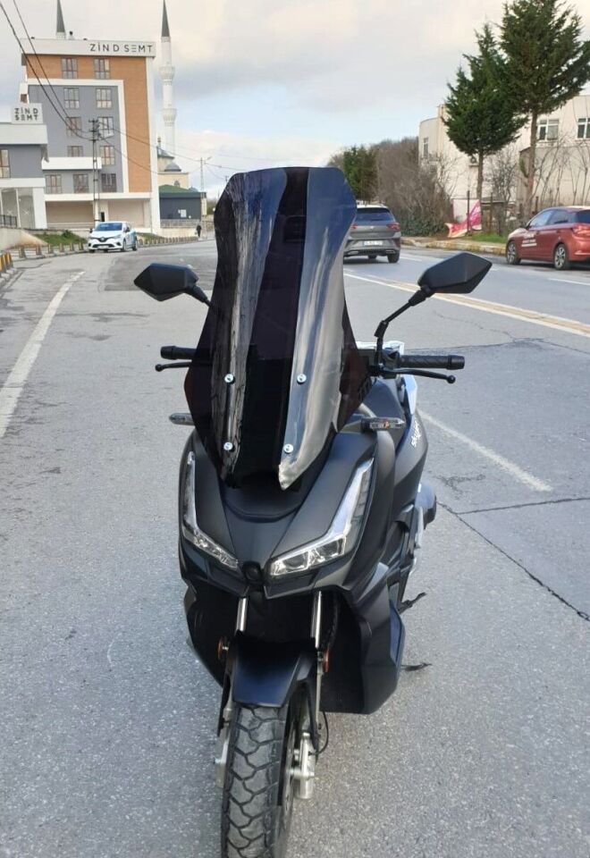 MOTOCAM Skyjet Rivero 125 Ön Cam 2024-2026 Model 68cm Siyah Renkli 4mm ORTA BOYLU