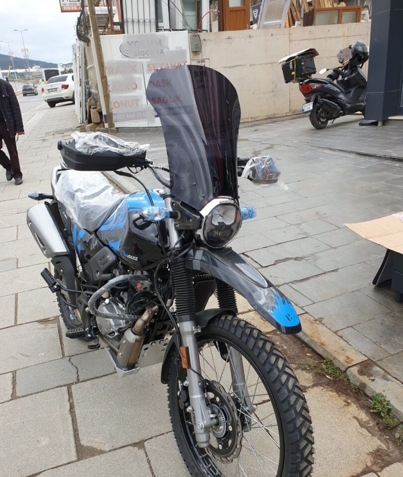 MOTOCAM Hero X Pulse Ön Cam 2020-2025 Model 46cm Siyah Renkli 4mm