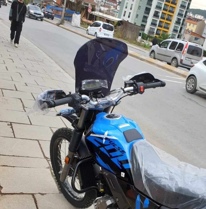 MOTOCAM Hero X Pulse Ön Cam 2020-2025 Model 46cm Siyah Renkli 4mm