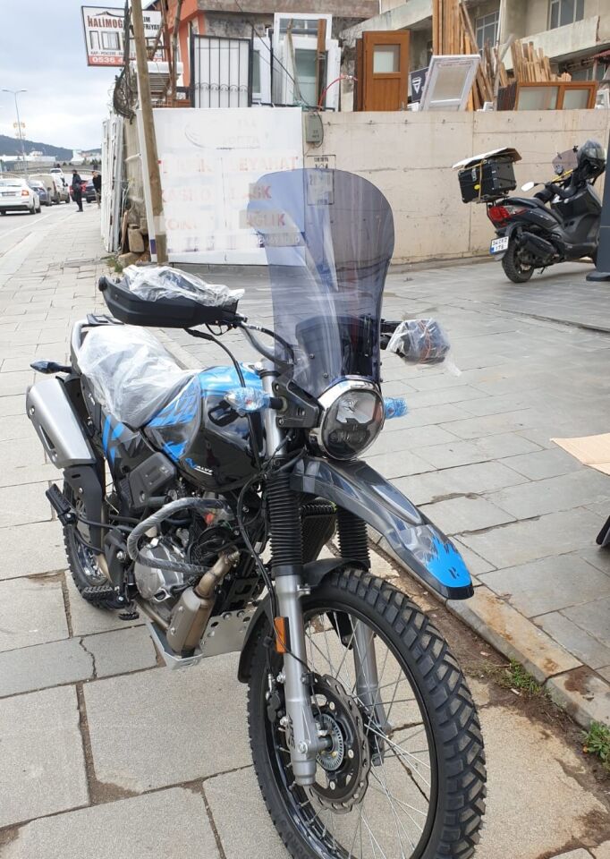 MOTOCAM Hero X Pulse Ön Cam 2020-2025 Model 46cm Füme Renkli 4mm UZUN CAM