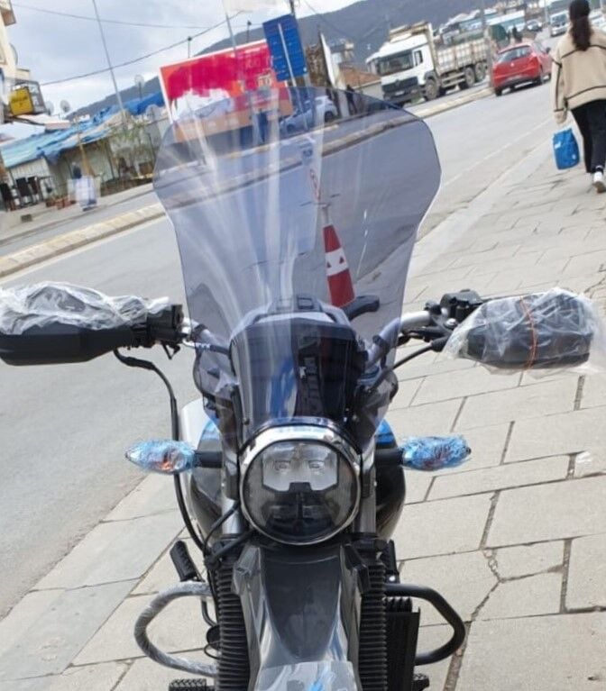 MOTOCAM Hero X Pulse Ön Cam 2020-2025 Model 46cm Füme Renkli 4mm UZUN CAM